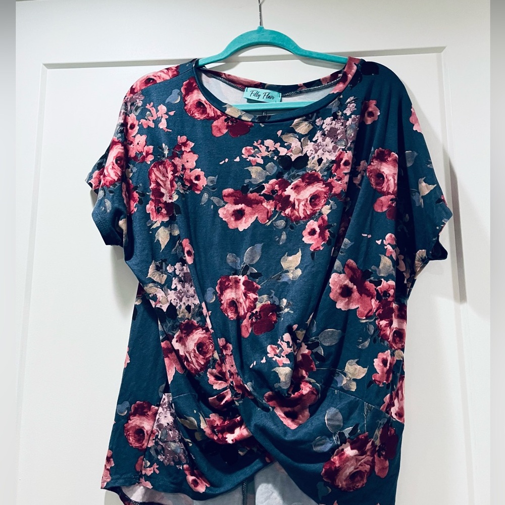 Floral Boutique style  Blouse Large